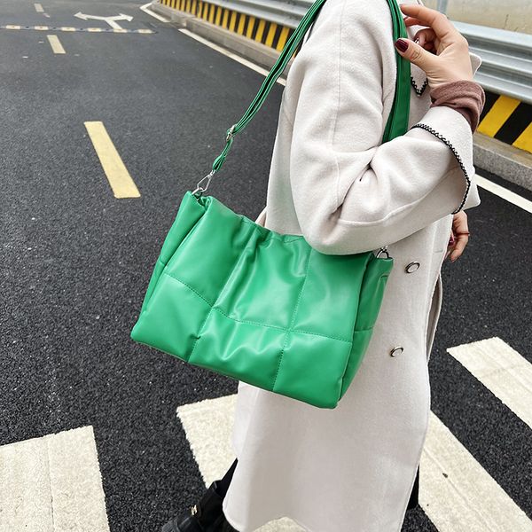 green puff crossbody bags for women winter women fashion handbags women bags designer luxury bags casual shoulder bag personality summer new
green puff crossbody bags for women winter women fashion handbags women bags designer luxury bags casual shoulder bag personality summer new