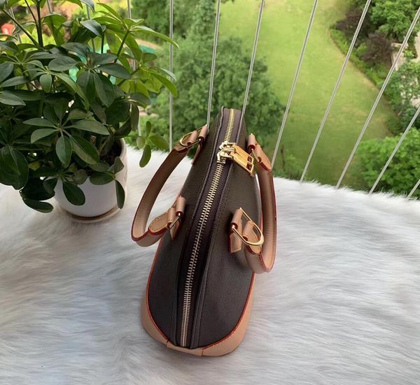 quality women shell bag handbag brand designer fashion purse clutch luxury original design flower letters plaid
quality women shell bag handbag brand designer fashion purse clutch luxury original design flower letters plaid