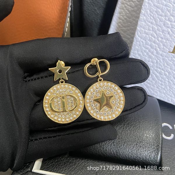 earrings brilliant 925 silver needle baroque fashion round coin earrings female fine jewelry discount, Golden;silver
earrings brilliant 925 silver needle baroque fashion round coin earrings female fine jewelry discount, Golden;silver