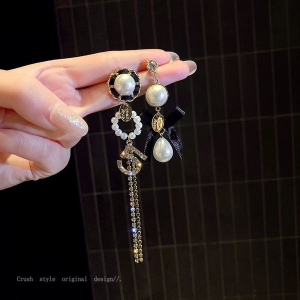 925 silver needle asymmetric diamond inlaid digital 5 earrings fashion flannel bow earrings fashion personality pearl earrings, Golden;silver
925 silver needle asymmetric diamond inlaid digital 5 earrings fashion flannel bow earrings fashion personality pearl earrings, Golden;silver