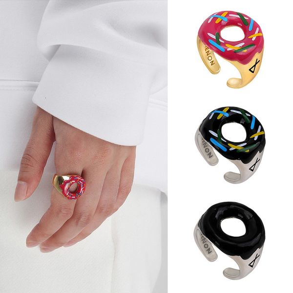 2021 creative doughnut necklace ring combination dream sweetheart fashion versatile, Silver
2021 creative doughnut necklace ring combination dream sweetheart fashion versatile, Silver