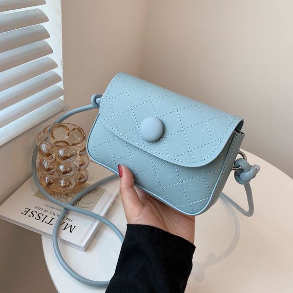 one trend new net female shoulder mini bag small fashion simple 2021 cross-border messenger red square jrovv
one trend new net female shoulder mini bag small fashion simple 2021 cross-border messenger red square jrovv