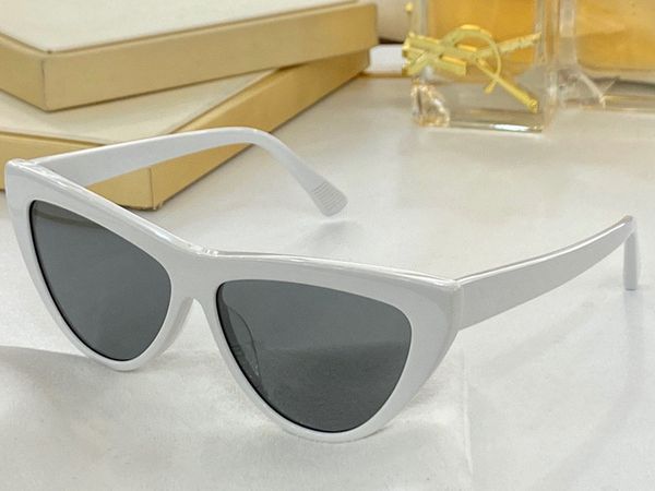sunglasses for women summer cat eye style 1018 anti-ultraviolet retro plate plank full frame fashion eyeglasses random box, White;black
sunglasses for women summer cat eye style 1018 anti-ultraviolet retro plate plank full frame fashion eyeglasses random box, White;black