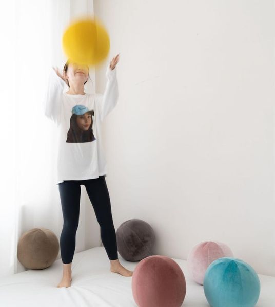 cushion/decorative pillow ins explosion model solid color ball home accessories plain corduroy cushion decore cases
cushion/decorative pillow ins explosion model solid color ball home accessories plain corduroy cushion decore cases