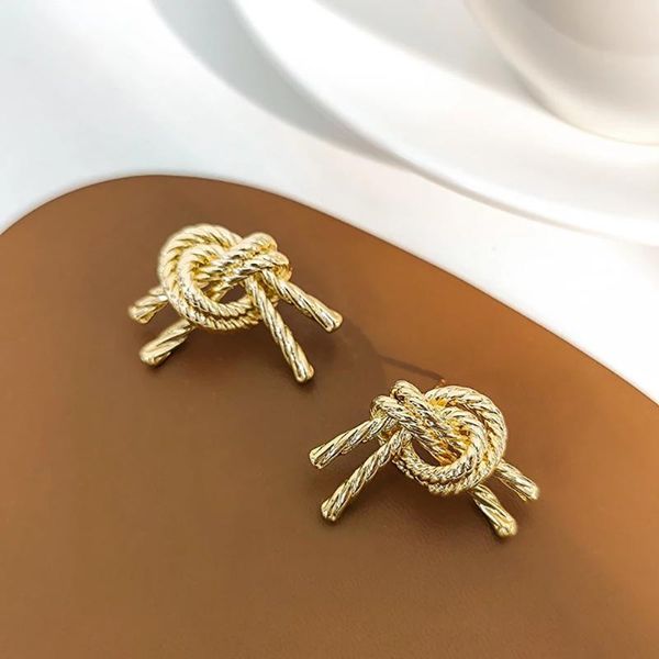 stud ghidbk trendy geometric gold color twisted knotted earrings for women simple temperament all-match ear studs jewelry gifts, Golden;silver
stud ghidbk trendy geometric gold color twisted knotted earrings for women simple temperament all-match ear studs jewelry gifts, Golden;silver