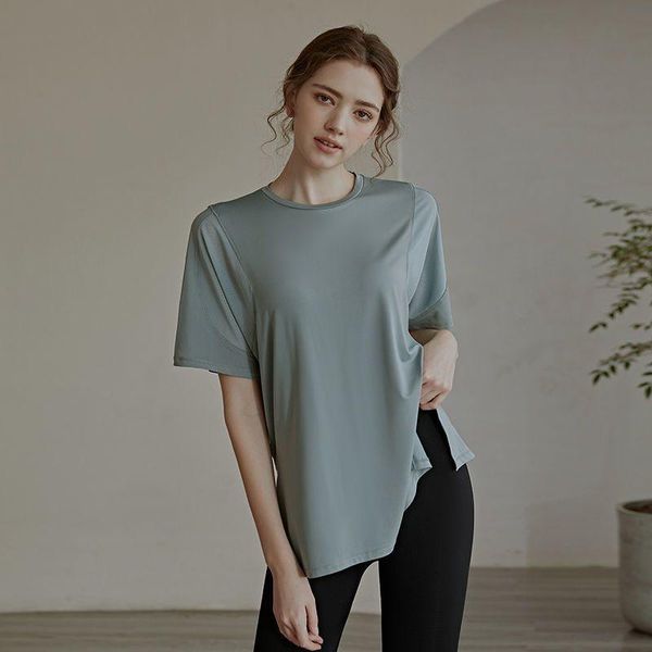 yoga outfit women's shirt loose quick-drying fitness sports mesh thin running blouse short-sleeved breathable high elastic gym wear
yoga outfit women's shirt loose quick-drying fitness sports mesh thin running blouse short-sleeved breathable high elastic gym wear