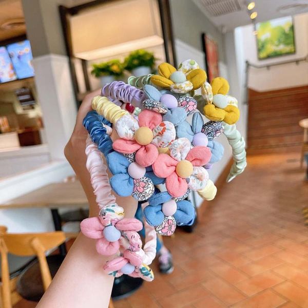 hair accessories kawaii childlike flower stitching hairbands lovely non-slip bezel colorful rhinestone for girl, Slivery;white
hair accessories kawaii childlike flower stitching hairbands lovely non-slip bezel colorful rhinestone for girl, Slivery;white