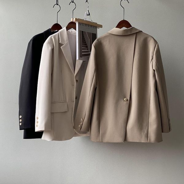 women's suits & blazers vintage thicken warm casual blazer women korean style streetwear back button design solid cardigan female coats, White;black
women's suits & blazers vintage thicken warm casual blazer women korean style streetwear back button design solid cardigan female coats, White;black