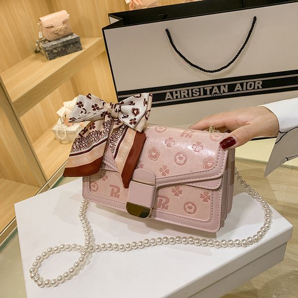 summer female 2021 new fashion bag messenger chain small square bag single shoulder armpit
summer female 2021 new fashion bag messenger chain small square bag single shoulder armpit