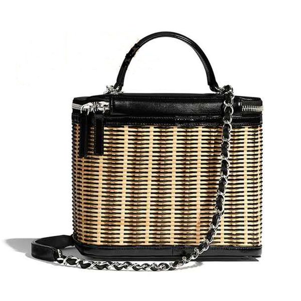 rattan woven women bag portable basket new personalized design makeup box single shoulder messenger
rattan woven women bag portable basket new personalized design makeup box single shoulder messenger