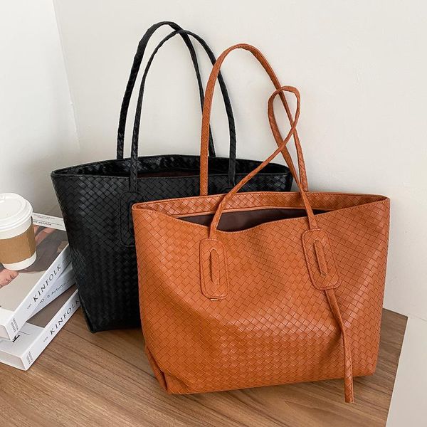 evening bags simple large-capacity bag female 2021 trendy fashion woven trend one-shoulder net red portable tote big purses crossbody
evening bags simple large-capacity bag female 2021 trendy fashion woven trend one-shoulder net red portable tote big purses crossbody