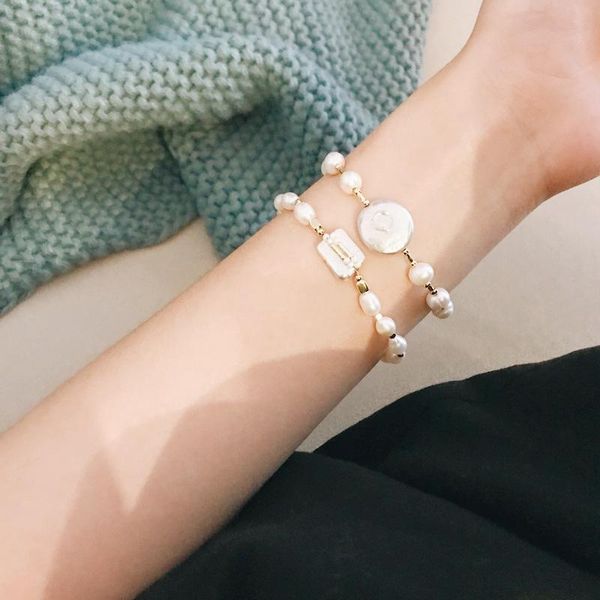 charm bracelets 2021 korea baroque natural irregular shaped pearls bracelet for women girl bangle hand made party jewelry gift, Golden;silver
charm bracelets 2021 korea baroque natural irregular shaped pearls bracelet for women girl bangle hand made party jewelry gift, Golden;silver