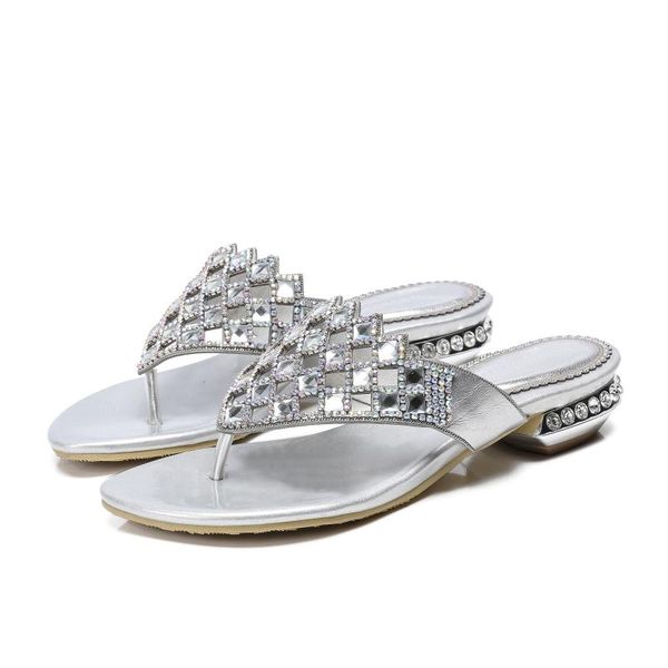 slippers 3.5cm thick low heel women luxury rhinestone hollow flip-flops large size casual, Black
slippers 3.5cm thick low heel women luxury rhinestone hollow flip-flops large size casual, Black