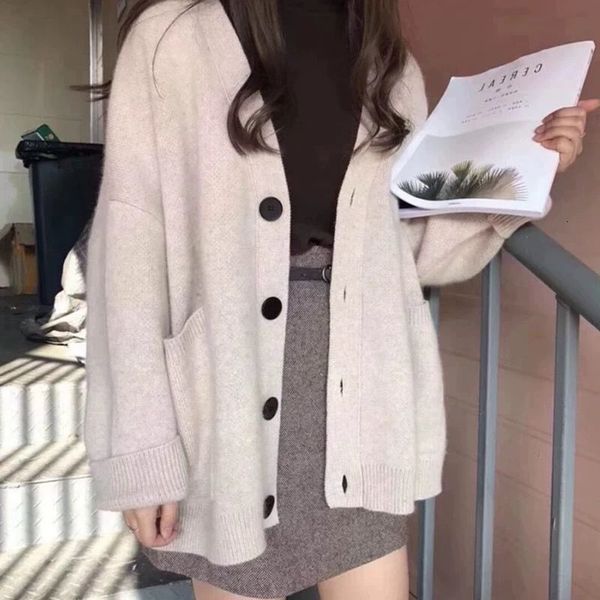 women's sweaters loose cardigan in solid female mesh, simple casual sweater with buttons, autumn and winter big size, women's loos, White;black
women's sweaters loose cardigan in solid female mesh, simple casual sweater with buttons, autumn and winter big size, women's loos, White;black