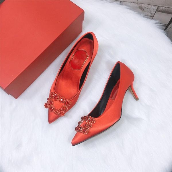 red high heels luxury designer brand pointed toe woman shoes crystal square buckle ladies falts fashion zapatos de mujer dress, Black
red high heels luxury designer brand pointed toe woman shoes crystal square buckle ladies falts fashion zapatos de mujer dress, Black