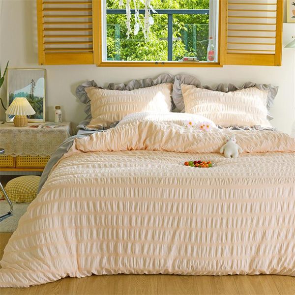 bedding sets luxury pinch pleat set seersucker solid color duvet cover bed sheet pillowcases 4pcs soft home textiles
bedding sets luxury pinch pleat set seersucker solid color duvet cover bed sheet pillowcases 4pcs soft home textiles