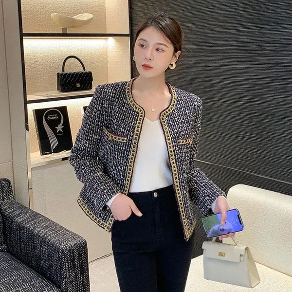 women's jackets woven tweed jacket winter style contrast round neck plaid short cardigan coat, Black;brown
women's jackets woven tweed jacket winter style contrast round neck plaid short cardigan coat, Black;brown