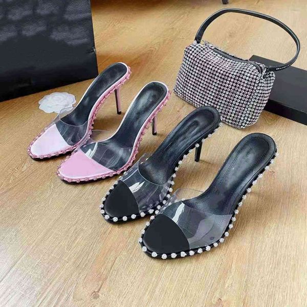 70% off wholesale sandals flip-flops vallu summer new style steel ball edge leather outsole fashion all-match high-heeled slippers, Black
70% off wholesale sandals flip-flops vallu summer new style steel ball edge leather outsole fashion all-match high-heeled slippers, Black