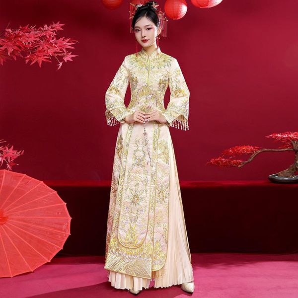 champagne embroidery rhinestone formal dress royal wedding cheongsam bride vintage chinese traditional tang suit qipao ethnic clothing, Red
champagne embroidery rhinestone formal dress royal wedding cheongsam bride vintage chinese traditional tang suit qipao ethnic clothing, Red