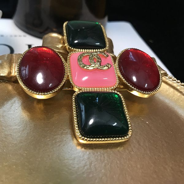 2021 early spring natural agate glaze brooch pins co fashion classic camellia letter c correct for women&girls christmas wedding valentine&#, Gray
2021 early spring natural agate glaze brooch pins co fashion classic camellia letter c correct for women&girls christmas wedding valentine&#, Gray