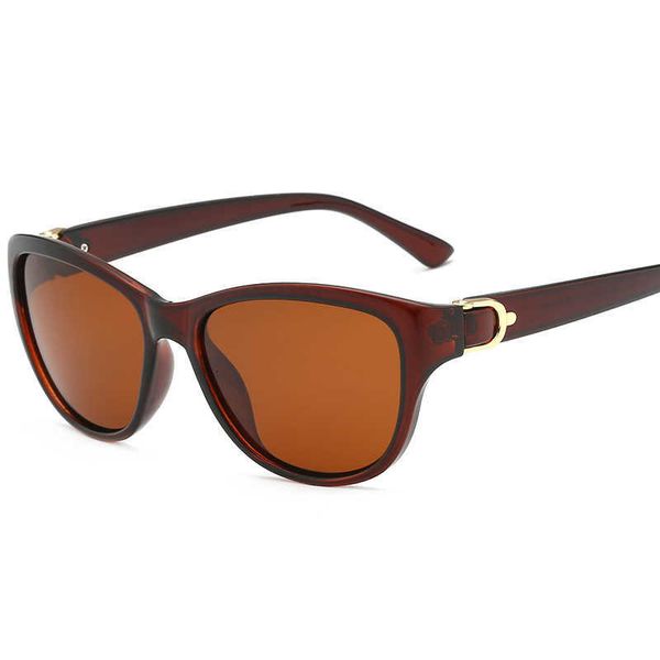 luxury designer sunglasses classic polarized women vintage brand designer glasses personality metal blend retro uv400 gafas de sol 0622, White;black
luxury designer sunglasses classic polarized women vintage brand designer glasses personality metal blend retro uv400 gafas de sol 0622, White;black