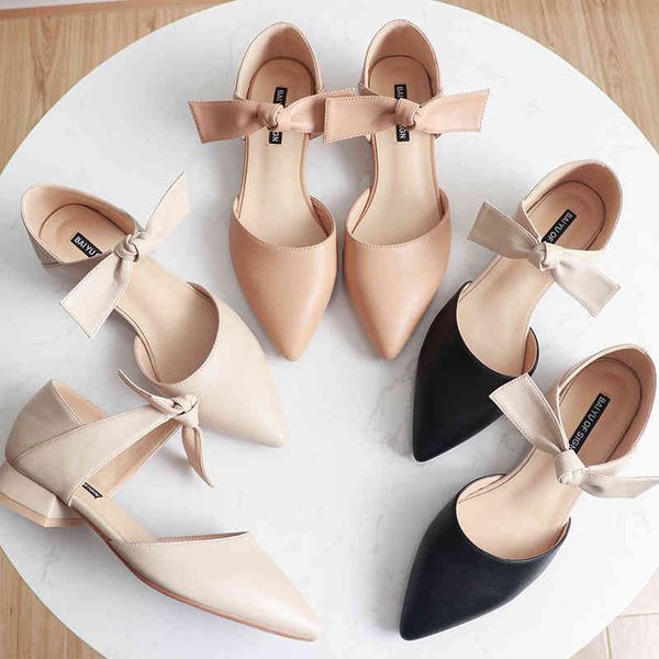 2.5cm square high heels shoes woman pumps pu leather butterfly-knot heeled female ladies elegant wedding women shoes 210520, Black
2.5cm square high heels shoes woman pumps pu leather butterfly-knot heeled female ladies elegant wedding women shoes 210520, Black