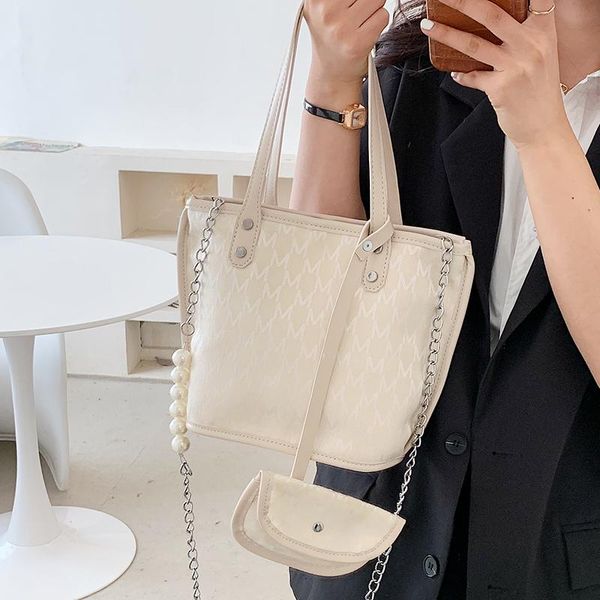 evening bags niche design bag female ins 2021 fashion chain messenger all-match handbag bucket shoulder width: 28cm
evening bags niche design bag female ins 2021 fashion chain messenger all-match handbag bucket shoulder width: 28cm