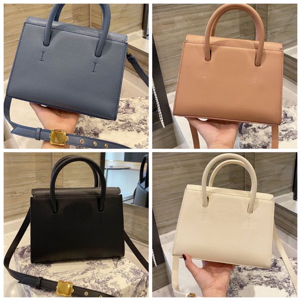 luxury designer ladies handbag messenger bag cowhide fashion casual one-shoulder multifunctional female wallet with box
luxury designer ladies handbag messenger bag cowhide fashion casual one-shoulder multifunctional female wallet with box