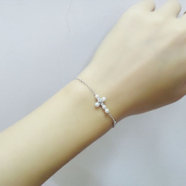 bangle bracelet cruciform pearl love designer watches women men couple fashion designer watche wedding party thanksgiving day valentine jewe, Black
bangle bracelet cruciform pearl love designer watches women men couple fashion designer watche wedding party thanksgiving day valentine jewe, Black