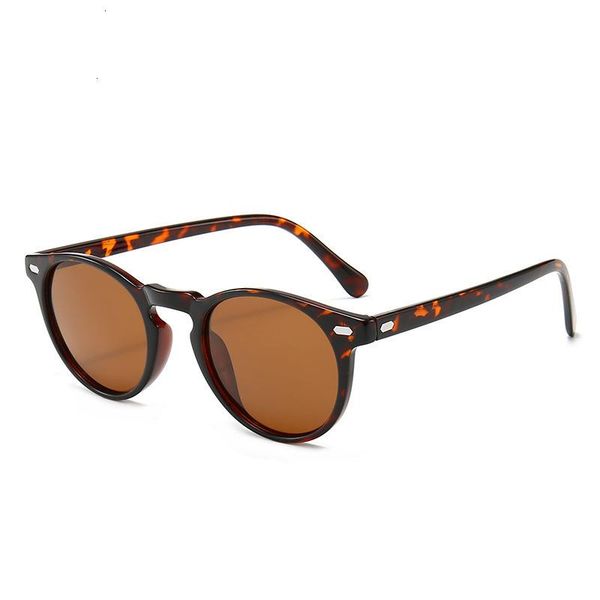 sunglasses tr90 classic round frame polarized fashion men's and women's, White;black
sunglasses tr90 classic round frame polarized fashion men's and women's, White;black
