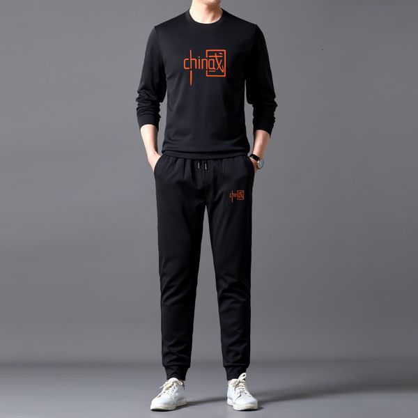 2021 spring and autumn sweater leisure sports suit handsome korean fashion brand chine printed men's wear, Black 
2021 spring and autumn sweater leisure sports suit handsome korean fashion brand chine printed men's wear, Black