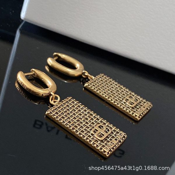 paris new square brand three-dimensional letter relief old fashion earrings women's net red, Golden
paris new square brand three-dimensional letter relief old fashion earrings women's net red, Golden