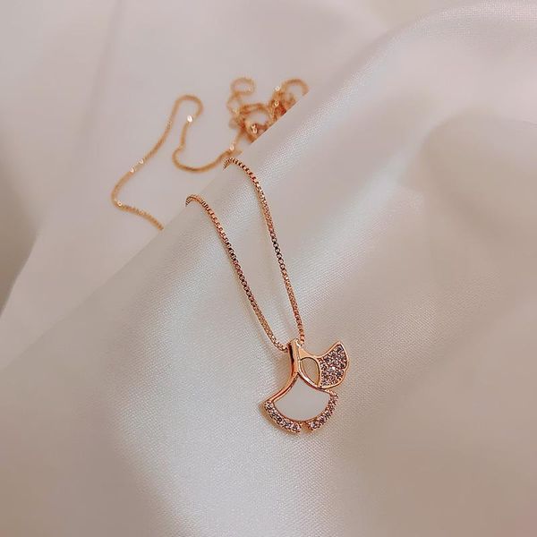 korean temperament simple rhinestones apricot pendant necklace graceful fashion women girl accessories clavicle chain jewelry necklaces, Silver
korean temperament simple rhinestones apricot pendant necklace graceful fashion women girl accessories clavicle chain jewelry necklaces, Silver