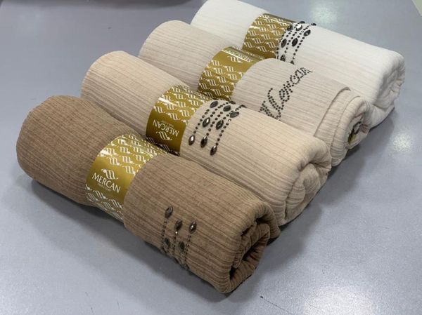 scarves turkey woman at home or on the outside fabric is comfortable cotton lycra elastic wrap ready veil daily air conduction, Blue;gray
scarves turkey woman at home or on the outside fabric is comfortable cotton lycra elastic wrap ready veil daily air conduction, Blue;gray