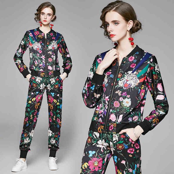 new runway womens sports two piece sets classic printed long sleeve zippered jackets + long pants 2 pcs designer ladies tracksuits outfits, White
new runway womens sports two piece sets classic printed long sleeve zippered jackets + long pants 2 pcs designer ladies tracksuits outfits, White