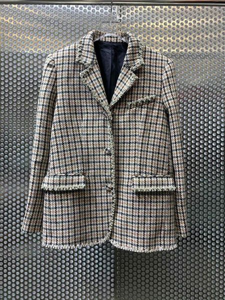 ladies 2021 fashion long sleeve lapel check diamond chain jacket 1006 women's jackets, Black;brown
ladies 2021 fashion long sleeve lapel check diamond chain jacket 1006 women's jackets, Black;brown