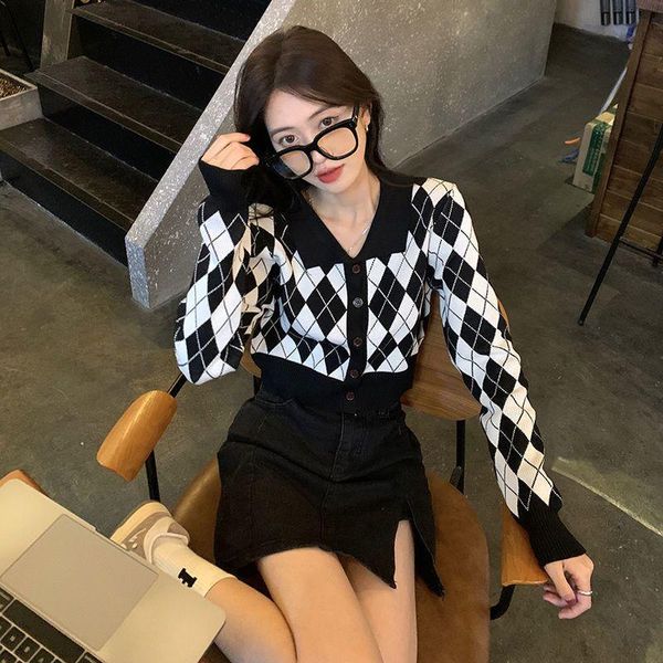 women's wool & blends knit sweater short coat spring and autumn 2021 small long-sleeved v-neck blouse sweet cool ins trend, Black
women's wool & blends knit sweater short coat spring and autumn 2021 small long-sleeved v-neck blouse sweet cool ins trend, Black