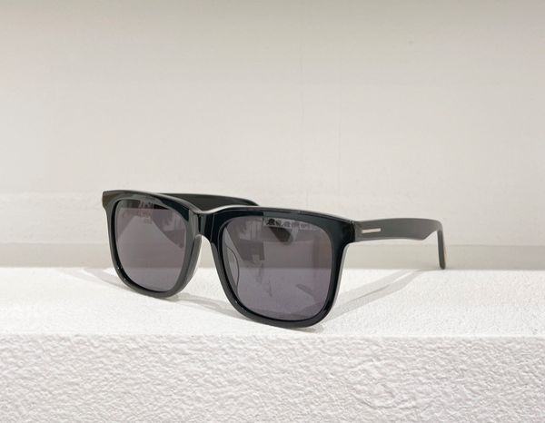 black full rim square sunglasses grey lens 775 sun glasses for men sonnenbrille uv eyewear with box, White;black
black full rim square sunglasses grey lens 775 sun glasses for men sonnenbrille uv eyewear with box, White;black