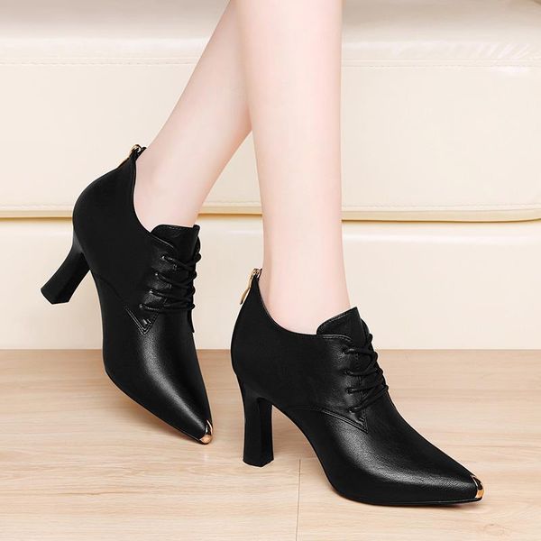 dress shoes soft leather women's thick heel 2021 spring foreign style high heels pointy lace fine, Black
dress shoes soft leather women's thick heel 2021 spring foreign style high heels pointy lace fine, Black