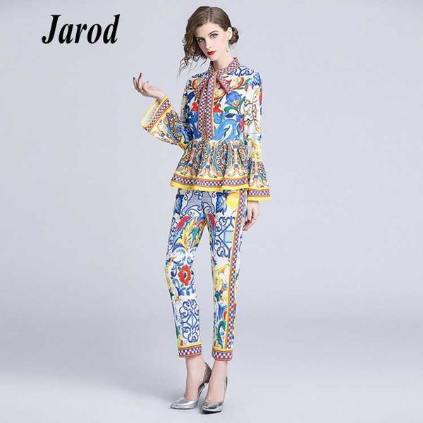 runway designer autumn pants suit women's flare sleeve bow flower print blouse ninth pencil two pieces set 210526, White
runway designer autumn pants suit women's flare sleeve bow flower print blouse ninth pencil two pieces set 210526, White