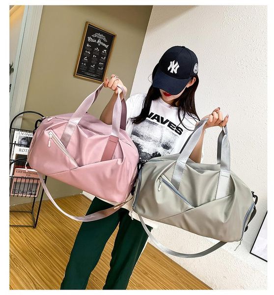 duffel bags 2021 women fashion large capacity travel bag portable sports fitness
duffel bags 2021 women fashion large capacity travel bag portable sports fitness