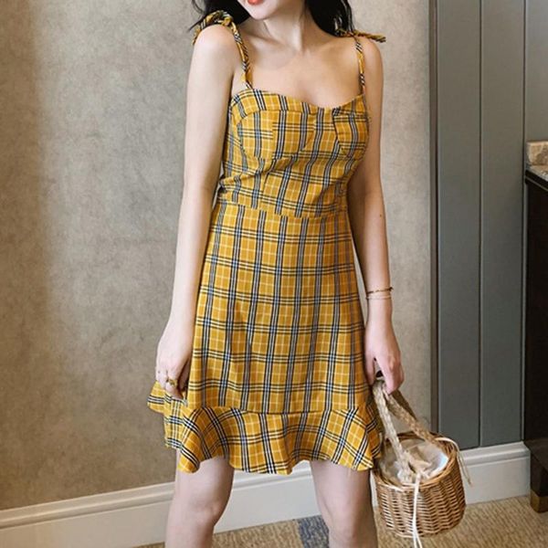 casual dresses spaghetti strap dress 2021 summer yellow plaid off shoulder ruffle party lace-up backless mini vestidos, Black;gray
casual dresses spaghetti strap dress 2021 summer yellow plaid off shoulder ruffle party lace-up backless mini vestidos, Black;gray