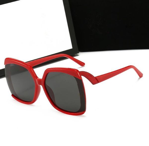 2021 summer mens womens sunglasses glasses eyewear gold frame glass lens brand designer round spectacles no box, White;black
2021 summer mens womens sunglasses glasses eyewear gold frame glass lens brand designer round spectacles no box, White;black