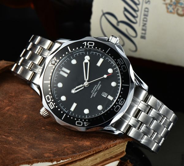 2021 new style three stitches luxury mens watches quartz watch brand designer clock steel belt men fashion accessories holiday gifts two, Slivery;brown
2021 new style three stitches luxury mens watches quartz watch brand designer clock steel belt men fashion accessories holiday gifts two, Slivery;brown