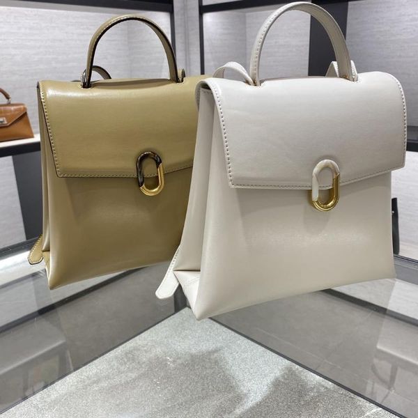 handbags large capacity 2-60781261 ladies metal buckle embellished portable backpack
handbags large capacity 2-60781261 ladies metal buckle embellished portable backpack