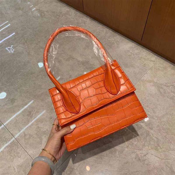 2021 tote bag handbags large capacity package shoulder bags genuine leather multicolor letter cover stone pattern handbag with detchable
2021 tote bag handbags large capacity package shoulder bags genuine leather multicolor letter cover stone pattern handbag with detchable