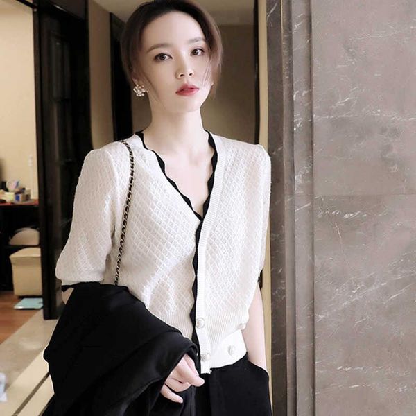 women's blouses & shirts summer fragrance t-shirt short sleeve design 2021 korean loose v-neck knitted thin, White
women's blouses & shirts summer fragrance t-shirt short sleeve design 2021 korean loose v-neck knitted thin, White