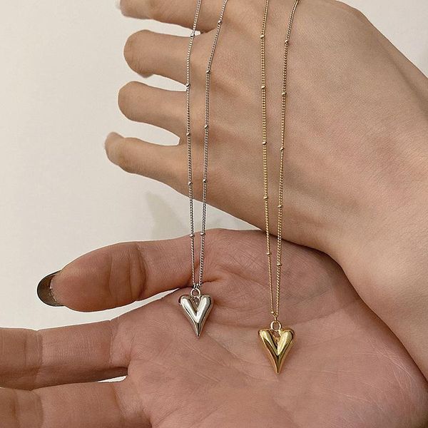 pendant necklaces 2021 arrival women trendy beads metal heart party necklace simple elegant fashion jewelry for female, Silver
pendant necklaces 2021 arrival women trendy beads metal heart party necklace simple elegant fashion jewelry for female, Silver