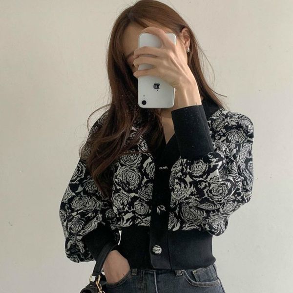 women's sweaters korean female cardigan with loose sleeves, v-neck, cold, autumn fbj1, White;black
women's sweaters korean female cardigan with loose sleeves, v-neck, cold, autumn fbj1, White;black