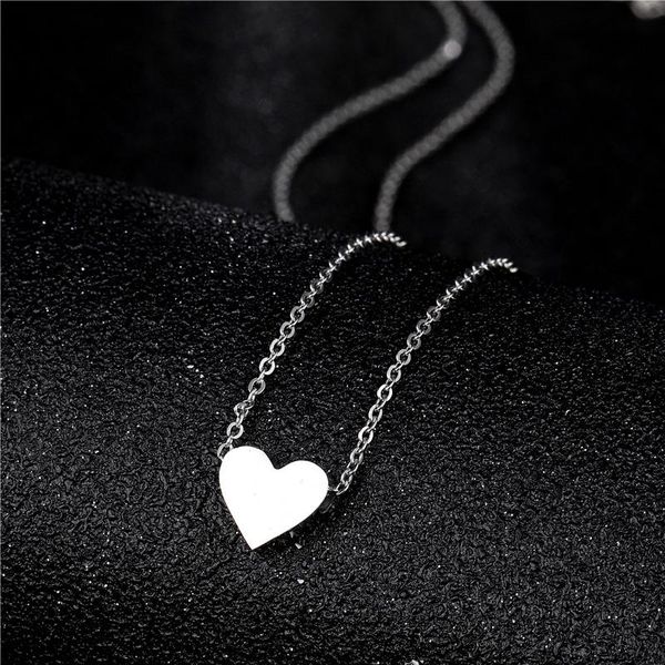 silver color stainless steel heart necklace women aesthetic chokers for wholesale fashion jewelry pendant necklaces
silver color stainless steel heart necklace women aesthetic chokers for wholesale fashion jewelry pendant necklaces